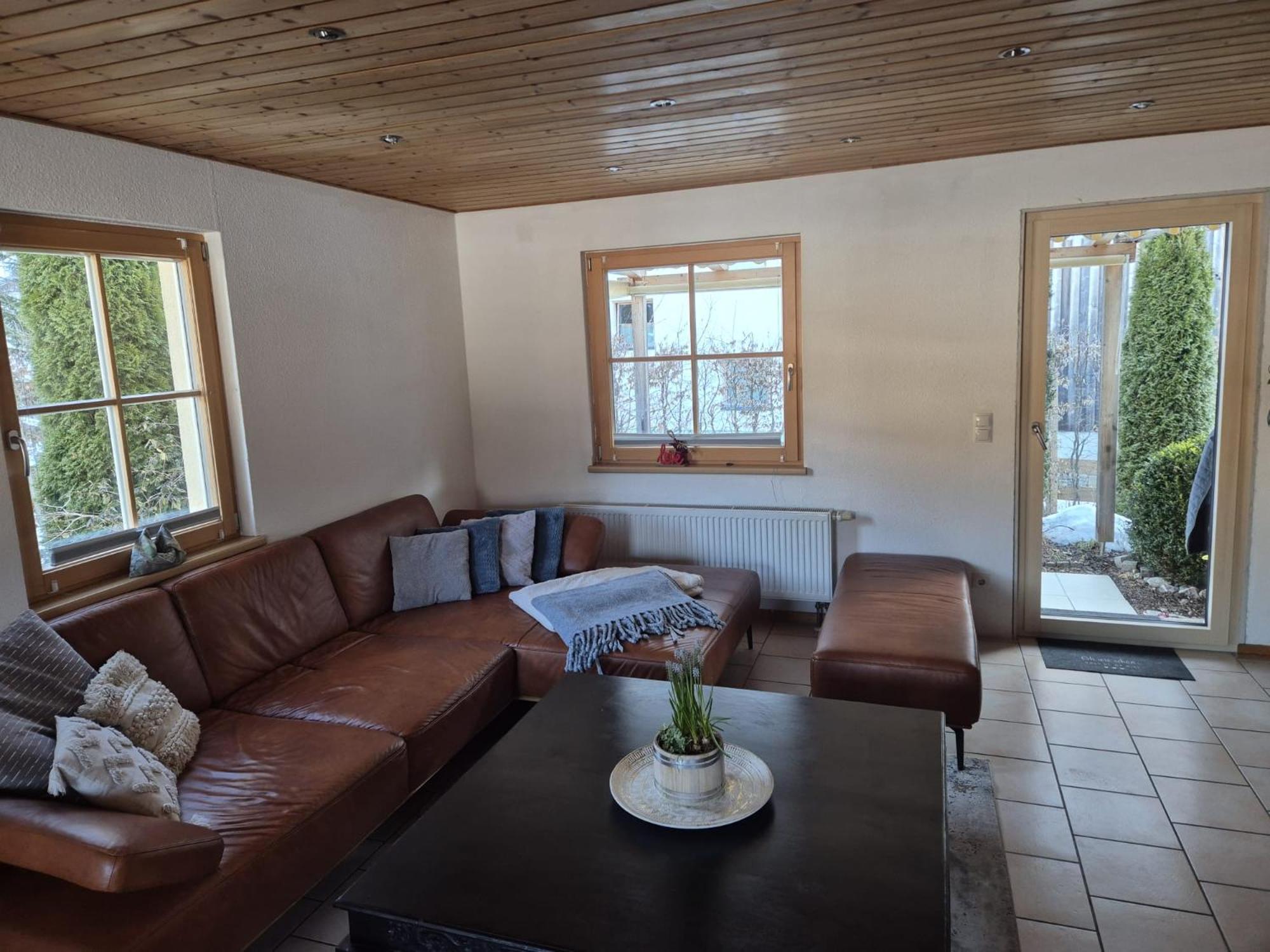 Toskanahaus, Njualms Tannheim Exteriör bild
